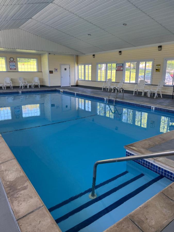 Quality Inn Lakefront St. Ignace Zewnętrze zdjęcie