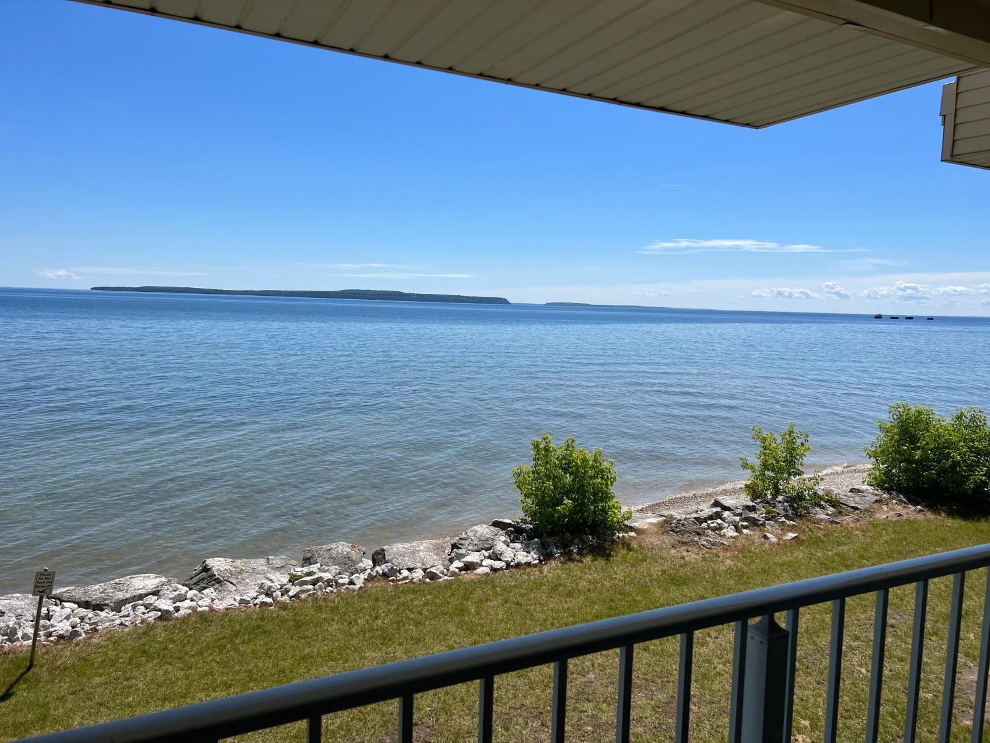 Quality Inn Lakefront St. Ignace Zewnętrze zdjęcie