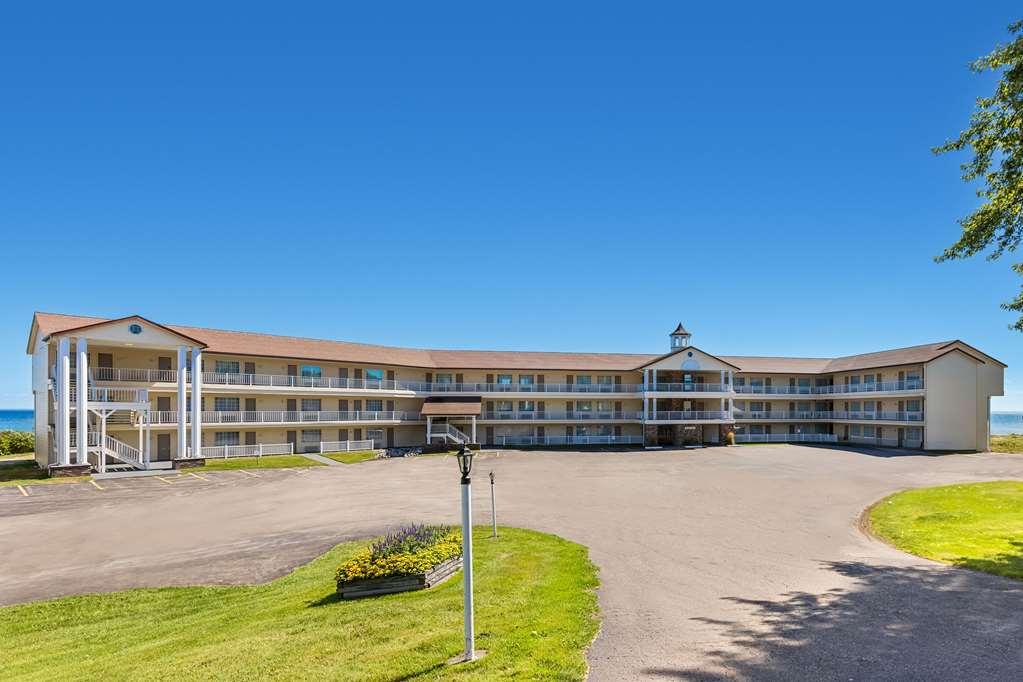 Quality Inn Lakefront St. Ignace Zewnętrze zdjęcie