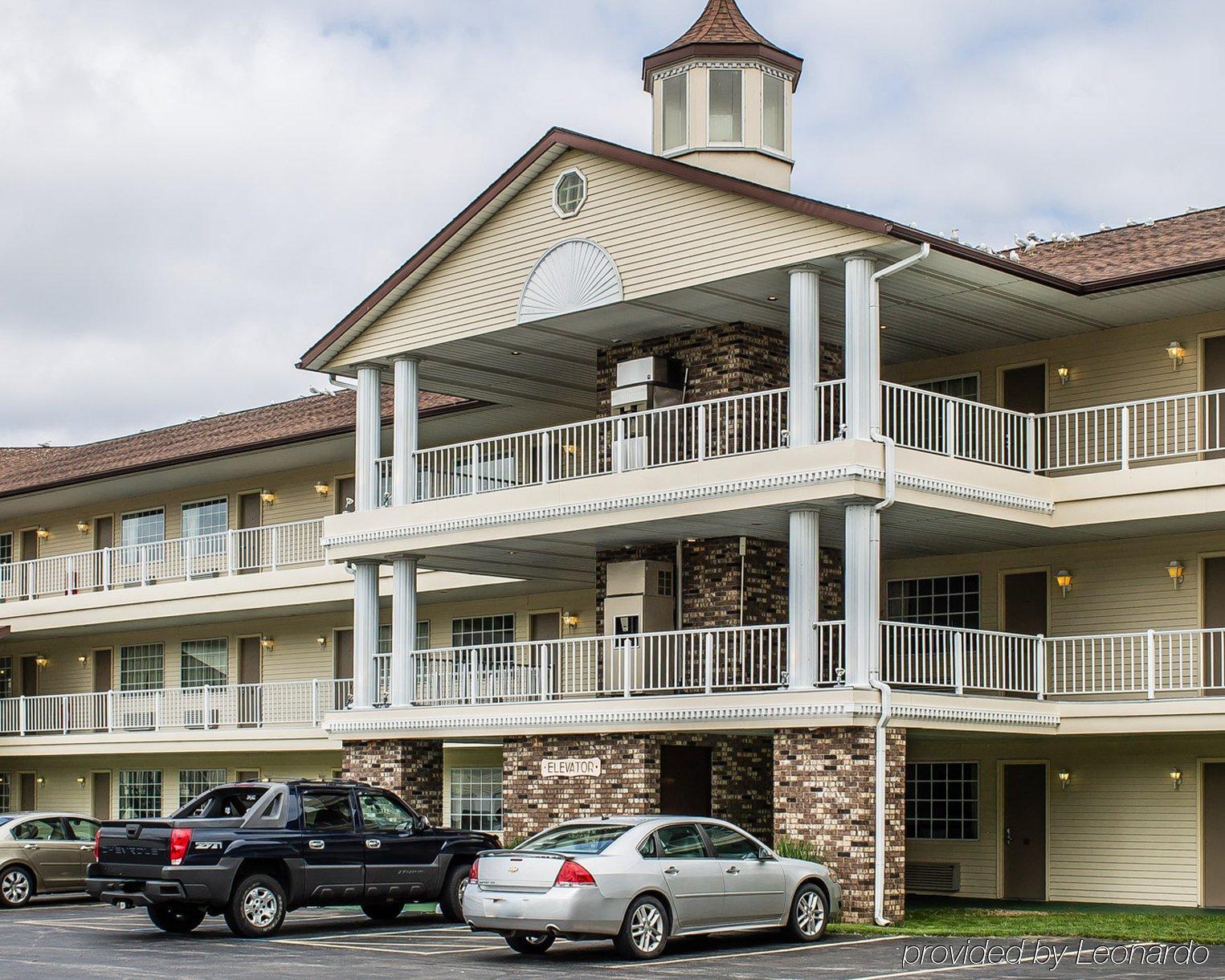 Quality Inn Lakefront St. Ignace Zewnętrze zdjęcie